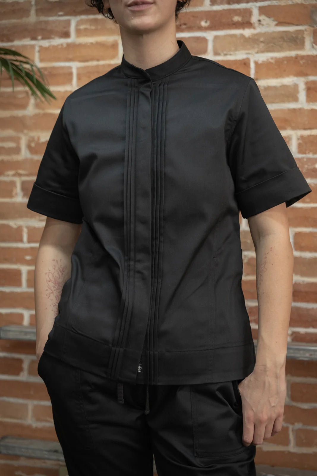 Camisa Esencial Negra Dama