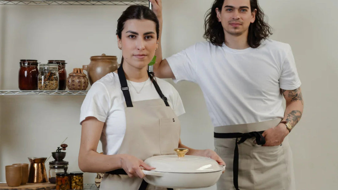 Cómo armar el “kit esencial” de uniformes para abrir un restaurante