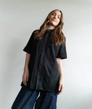Camisa Esencial Unisex Negra