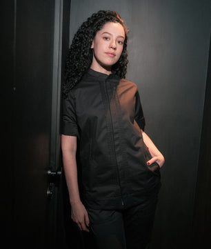 Camisa Esencial Unisex Negra