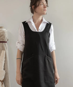 Mandil cruzado lino azabache