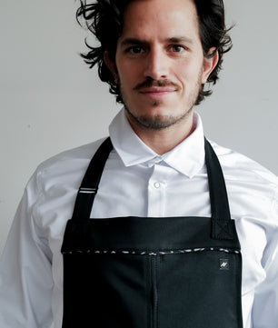 Mandil Nova