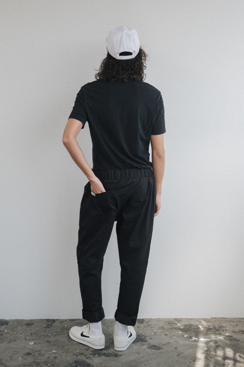 Pantalón negro de cocina unisex con cintura elástica y cordel